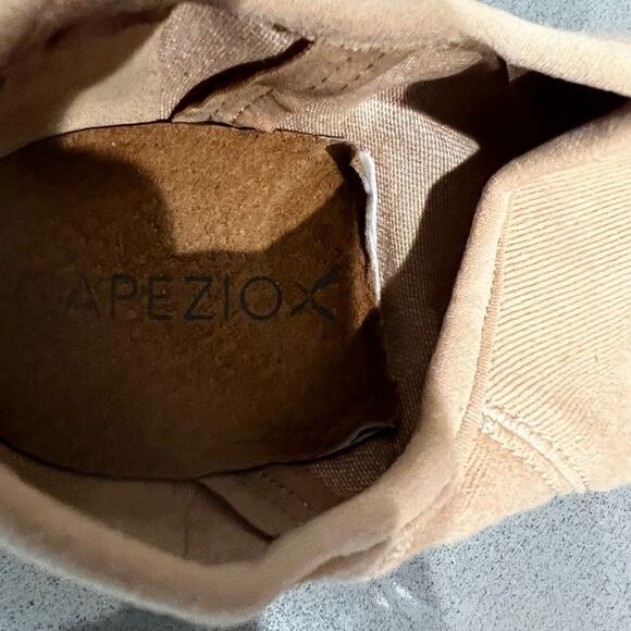 Kids' CAPEZIO Caramel Beige Slip On Shoe - Picture 8 of 8